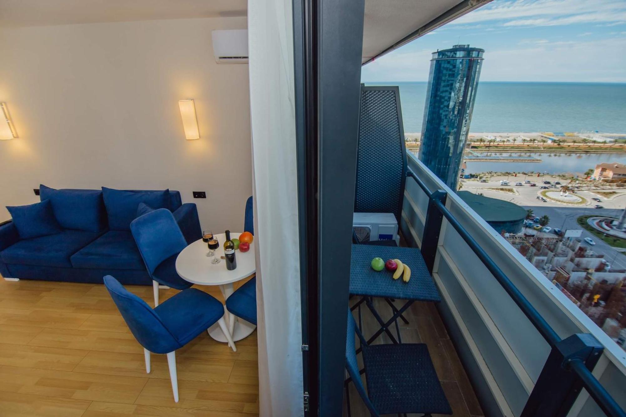 Orbi City Black Sea View Aparthotel Batumi Exterior photo